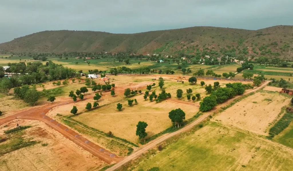 best commercial plots in Naugaon